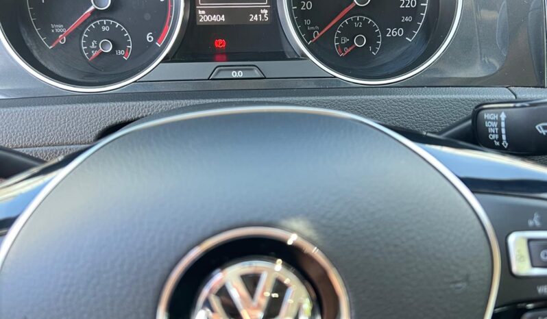 
								Volkswagen Golf 1.6 Tdi 115cv completo									