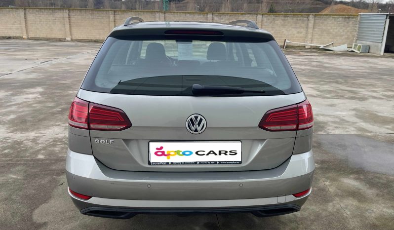 
								Volkswagen Golf 1.6 Tdi 115cv completo									