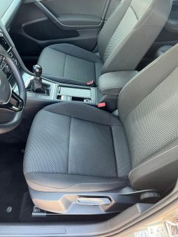 
										Volkswagen Golf 1.6 Tdi 115cv completo									