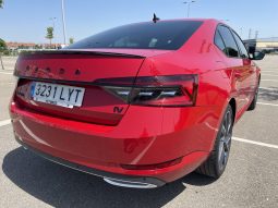 Skoda SuperB Hibrido enchufable 2023