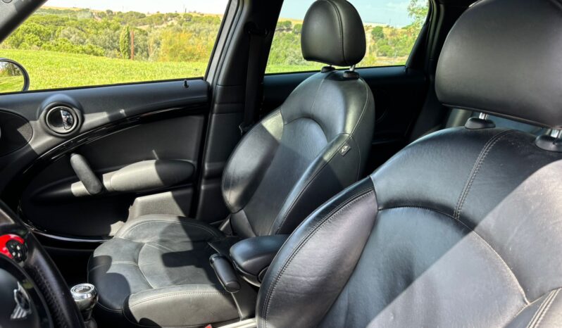 
								MINI Countryman Cooper S all4 184 cv completo									