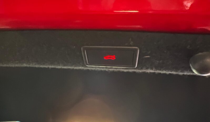 
								Skoda SuperB Hibrido enchufable 2022 completo									