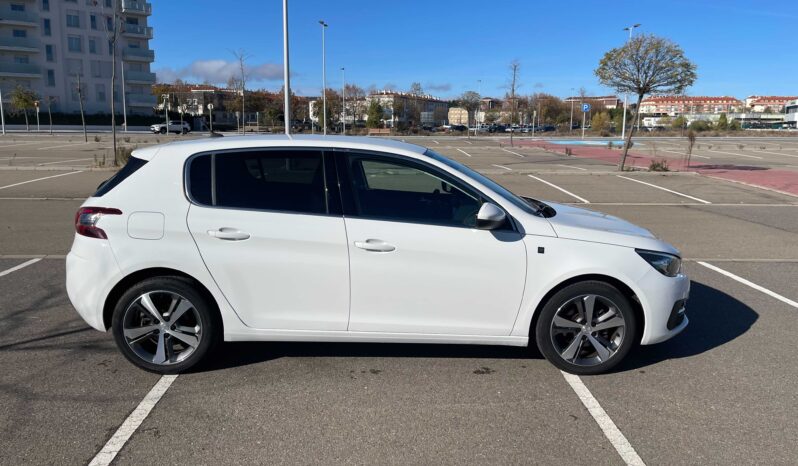 
								Peugeot 308 1.5 BlueHDi 130 Cv EAT8 completo									