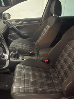 
										Volkswagen Golf GTD 2.0 TDI 183CV completo									