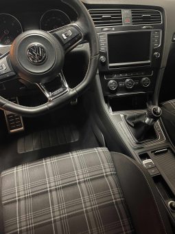 
										Volkswagen Golf GTD 2.0 TDI 183CV completo									