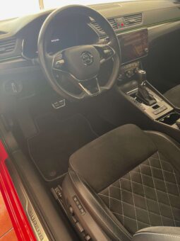 
										Skoda SuperB Hibrido enchufable 2022 completo									