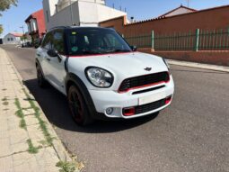 
										MINI Countryman Cooper S all4 184 cv completo									
