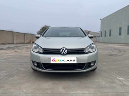
										Volkswagen Golf 2.0 TDI 140 CV DSG completo									