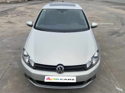 
										Volkswagen Golf 2.0 TDI 140 CV DSG completo									