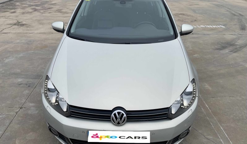 
								Volkswagen Golf 2.0 TDI 140 CV DSG completo									