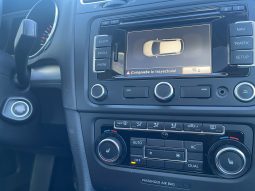 
										Volkswagen Golf 2.0 TDI 140 CV DSG completo									