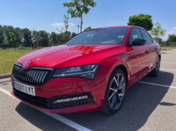 
										Skoda SuperB Hibrido enchufable 2022 completo									
