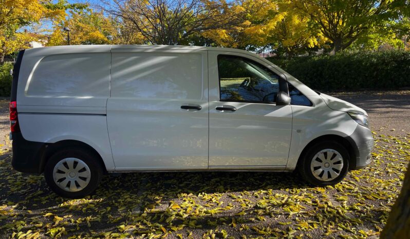 
								Mercedes Benz Vito 114CDI completo									