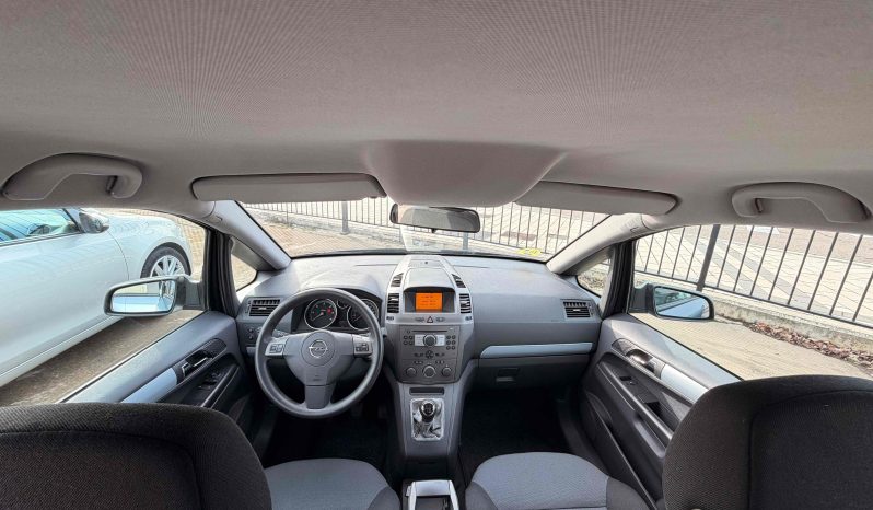 
								Opel Zafira 1.9 cdti 100 cv 7 plazas completo									