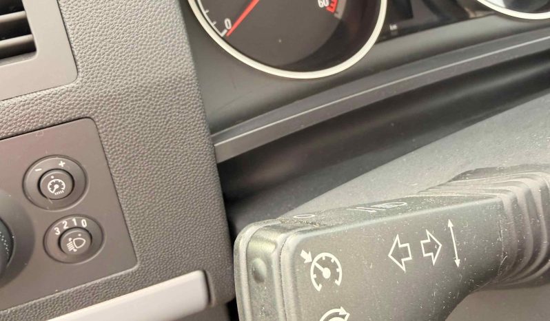 
								Opel Zafira 1.9 cdti 100 cv 7 plazas completo									