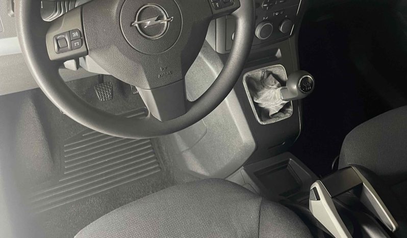 
								Opel Zafira 1.9 cdti 100 cv 7 plazas completo									