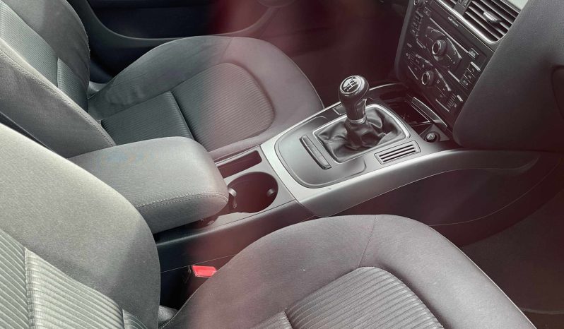 
								Audi A4 2.0 TDI 140CV completo									