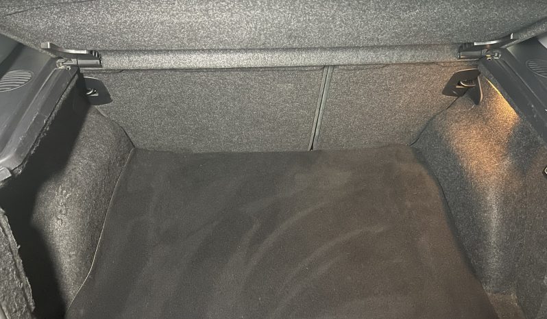 
								BMW 120dA 163 cv completo									