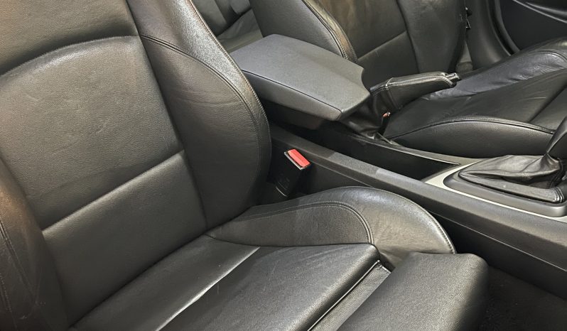 
								BMW 120dA 163 cv completo									