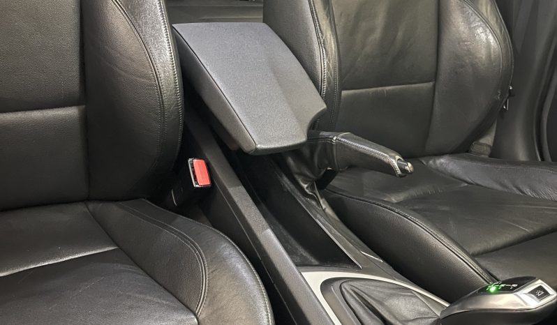 
								BMW 120dA 163 cv completo									