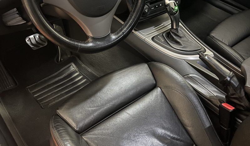 
								BMW 120dA 163 cv completo									