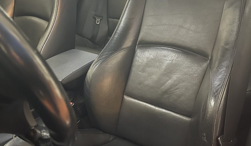 
								BMW 120dA 163 cv completo									