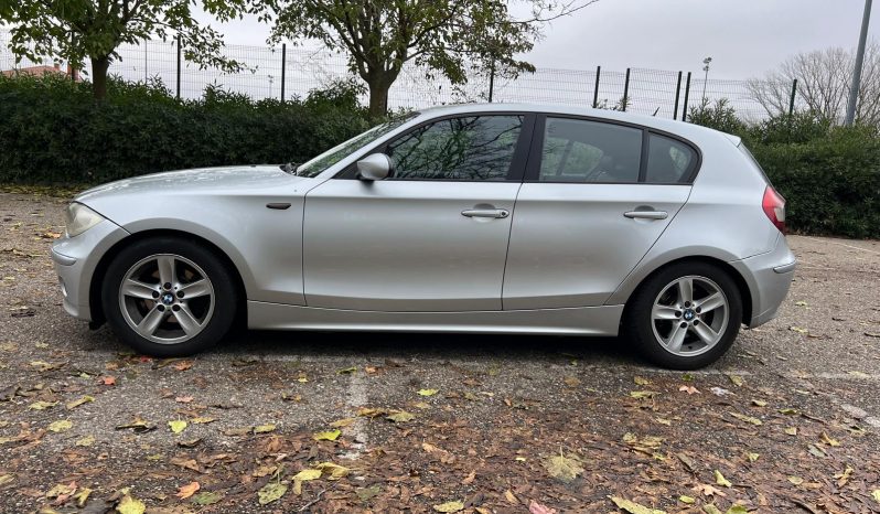
								BMW 120dA 163 cv completo									