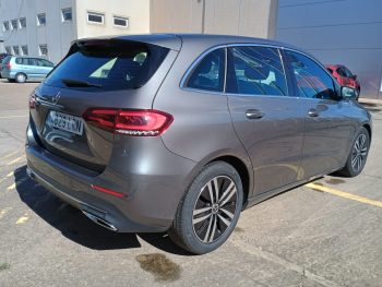 MERCEDES BENZ B 180 116 CV