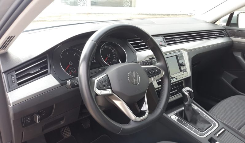 
								VOLKSWAGEN PASSAT 2.0 TDI 150 CV completo									
