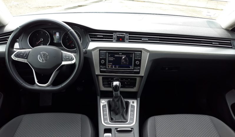 
								VOLKSWAGEN PASSAT 2.0 TDI 150 CV completo									