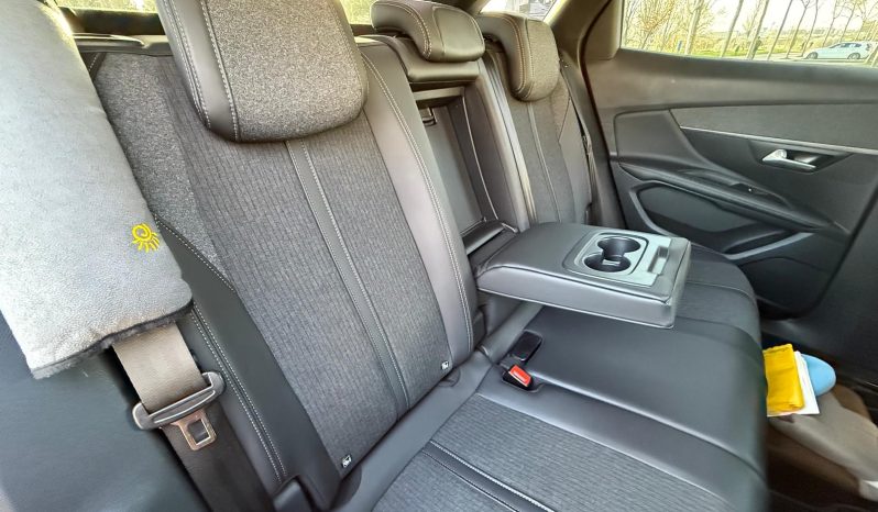 
								PEUGEOT 3008 GT LINE BLUEHDI 130 CV EAT8 completo									