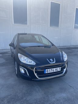 
										PEUGEOT 308 1.6 VTI 120 CV completo									