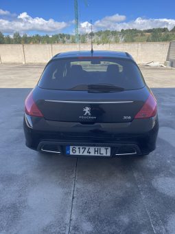 
										PEUGEOT 308 1.6 VTI 120 CV completo									