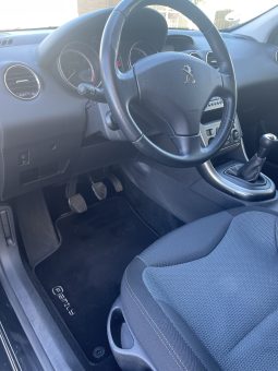 
										PEUGEOT 308 1.6 VTI 120 CV completo									