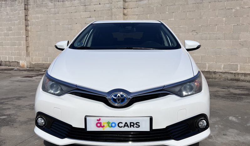 
								TOYOTA AURIS HYBRID 140H BUSINESS completo									