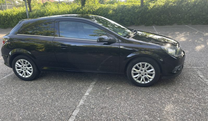 
								OPEL ASTRA GTC 1.7 CDTI SPORT 110CV completo									