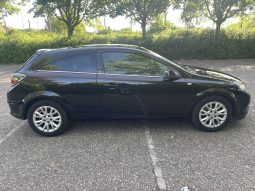 
										OPEL ASTRA GTC 1.7 CDTI SPORT 110CV completo									