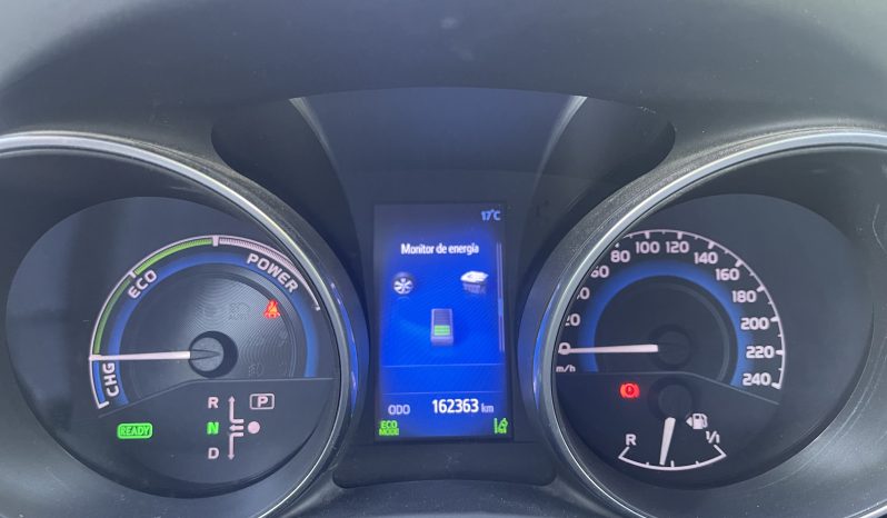 
								TOYOTA AURIS HYBRID 140H BUSINESS completo									